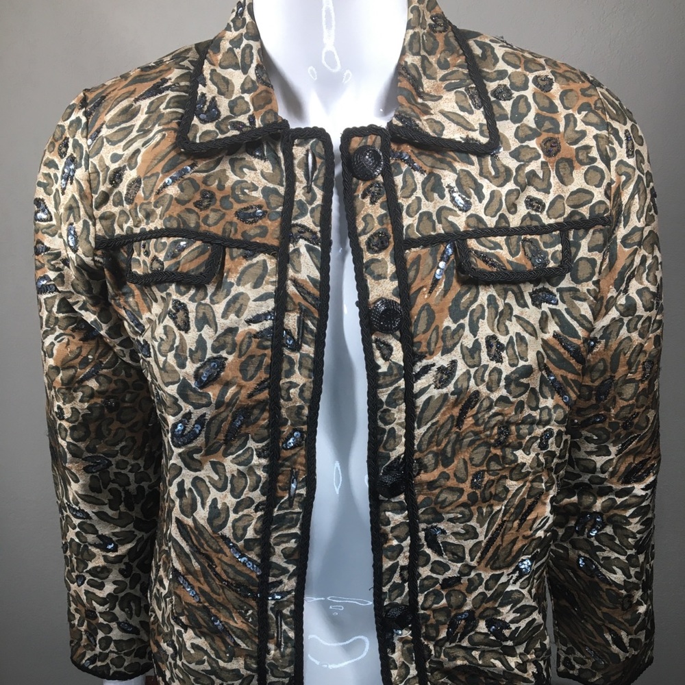 Blutique Women’s Leopard 🐆 print Jacket